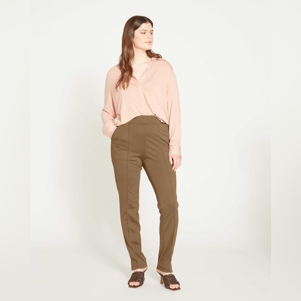 Universal Standard Pintuck Ponte Skinny Pants in Crocodile Green
